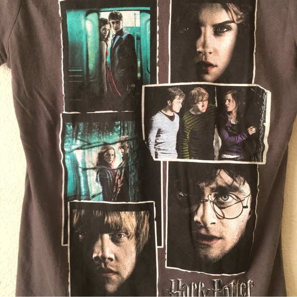 Harry Potter Deathly Hallows T-Shirt - Picture 2 of 4
